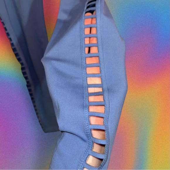 Nike Dri-FIT Blue Leggings - Picture 5 of 5